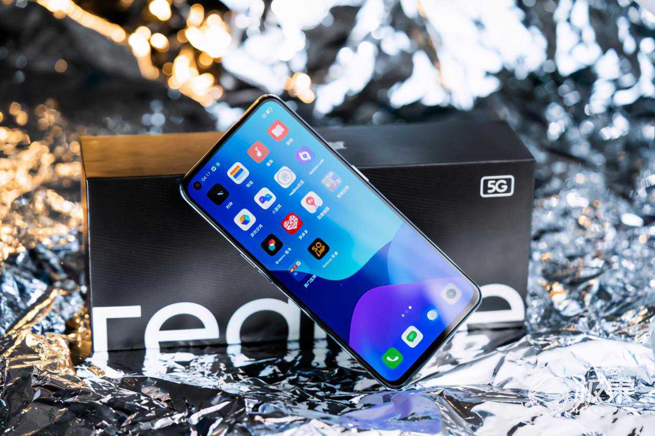 2000价位最强旗舰！realme GT评测：游戏无短板