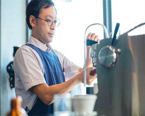 金奥博申请全自动冷切铁盒开箱机专利，实现切盖的自动化，无需人工手动切割，保证了切割过程的安全性